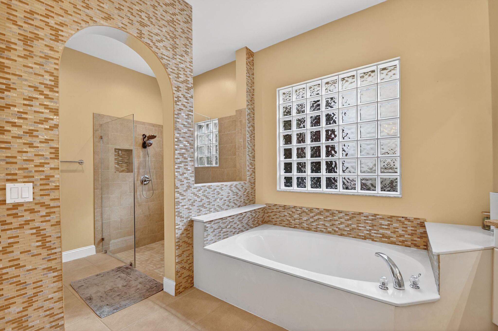 RENAISSANCE SEC 7 - Residential