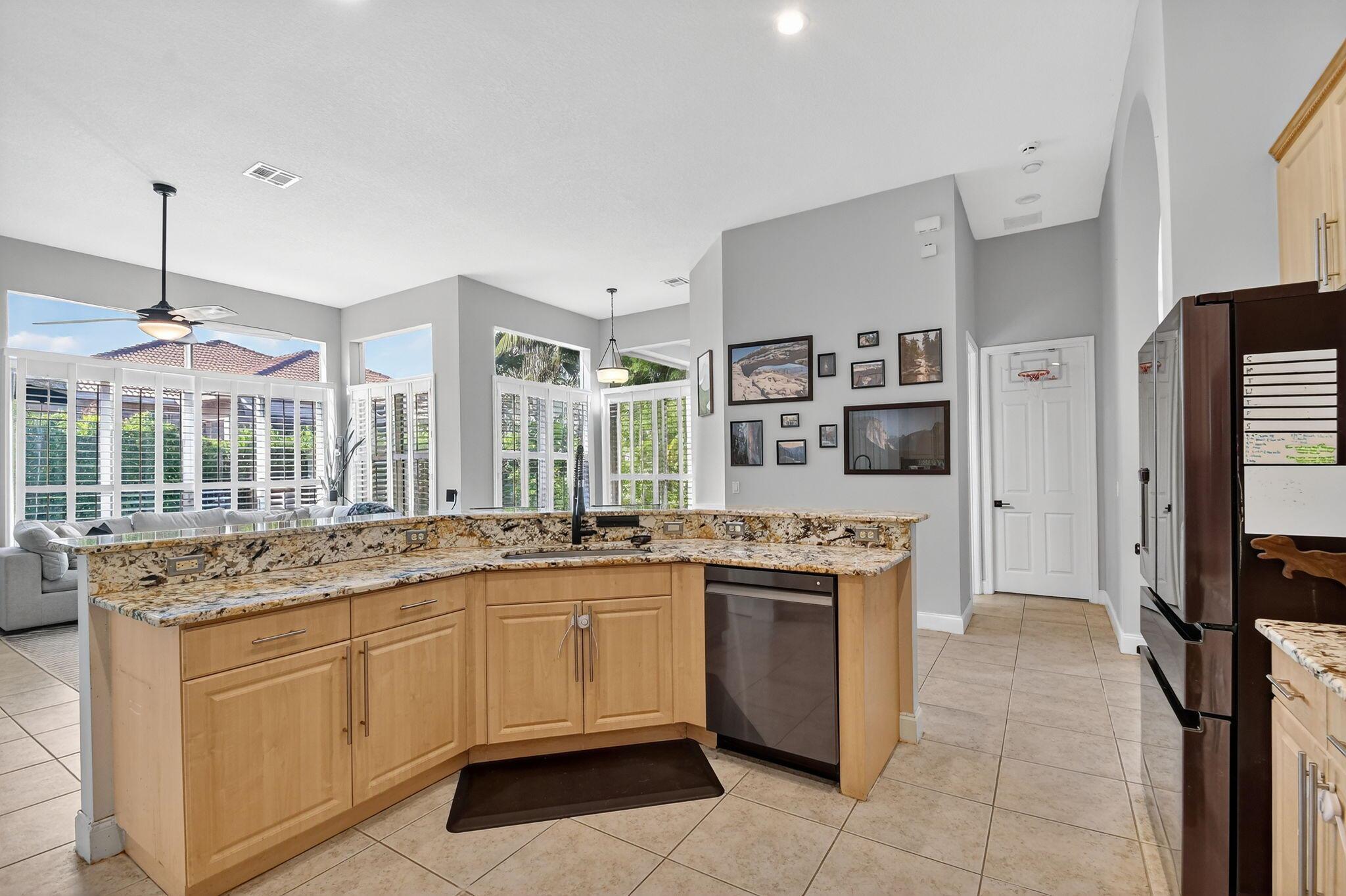 RENAISSANCE SEC 7 - Residential