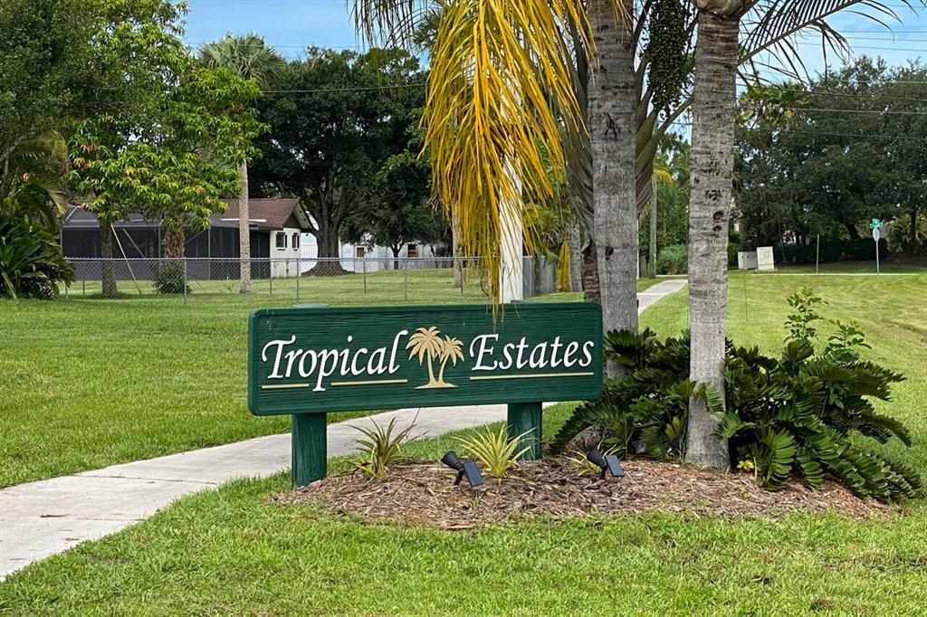 Photo of 8627 SW 18th Avenue, Stuart, FL 34997 (MLS # R10733147)