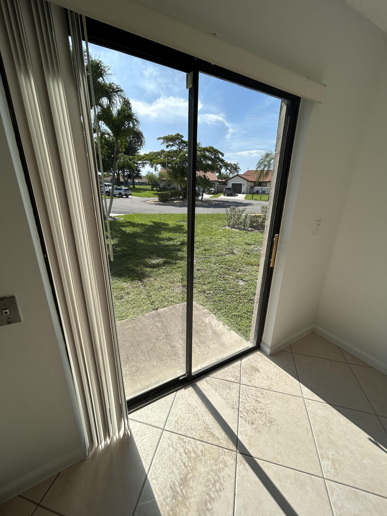 INDEPENDENCE BAY - Residential