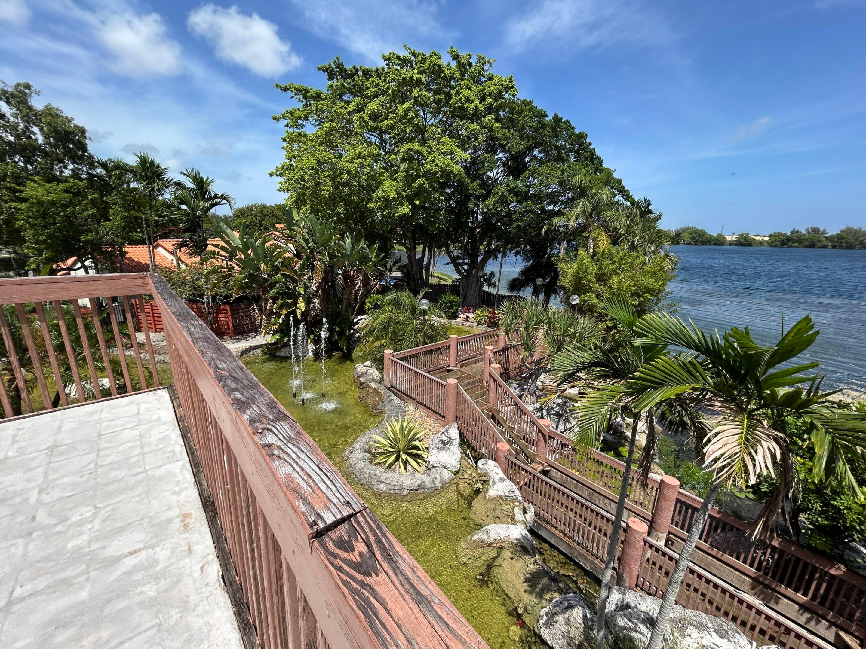 INDEPENDENCE BAY - Residential