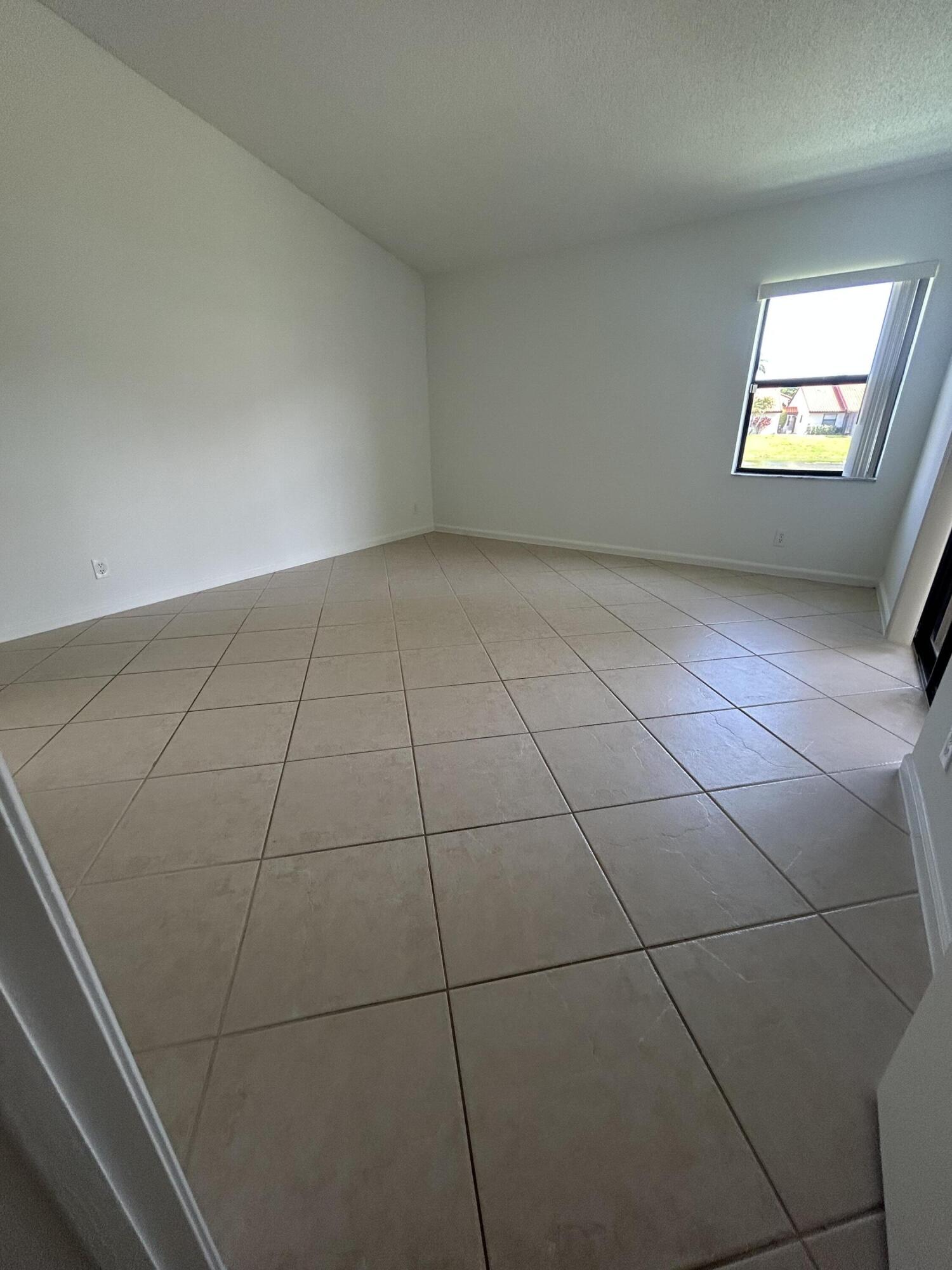 INDEPENDENCE BAY - Residential