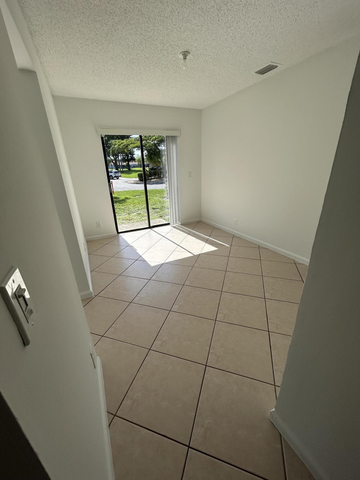 INDEPENDENCE BAY - Residential