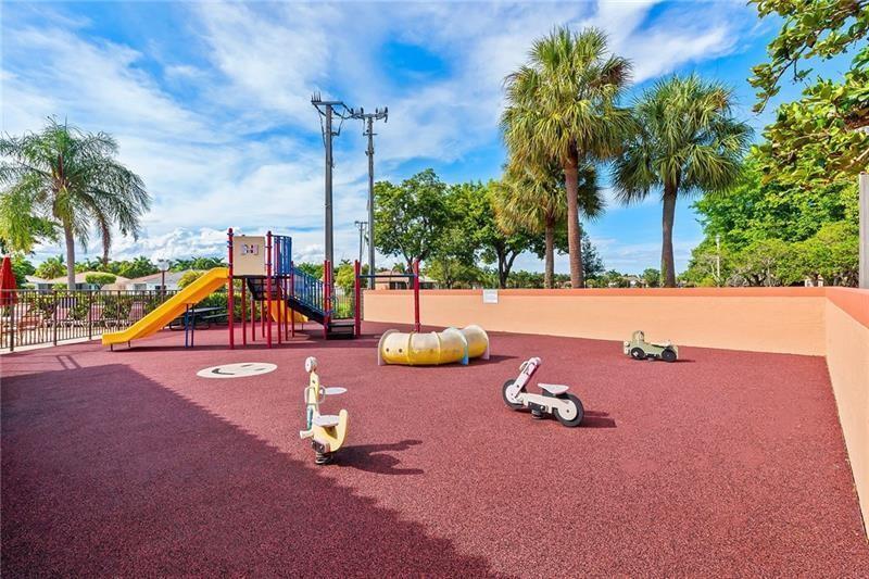 INDEPENDENCE BAY - Residential