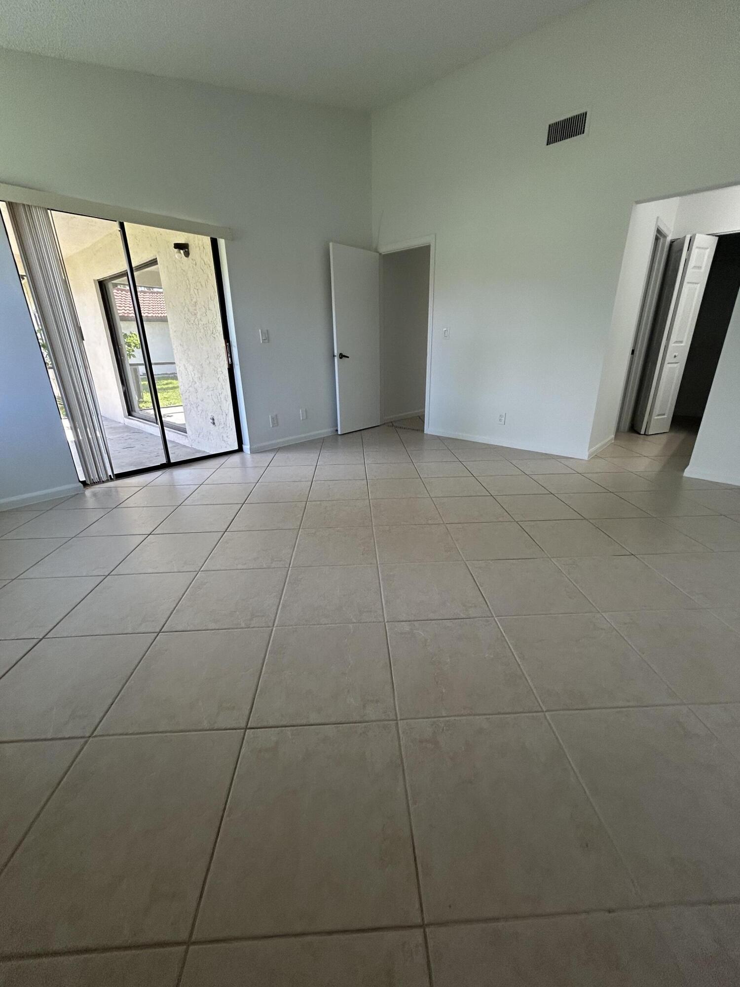 INDEPENDENCE BAY - Residential