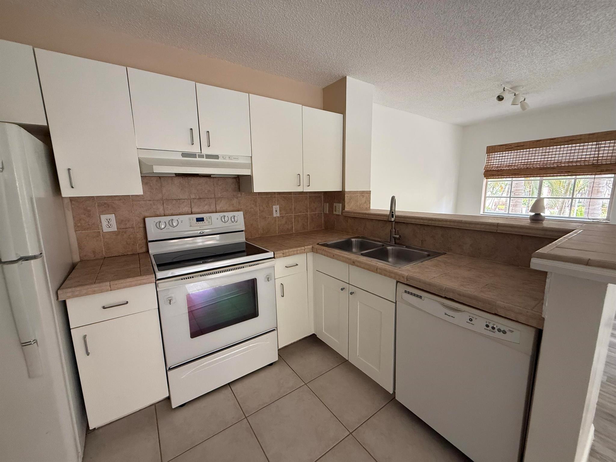 1721 Village Boulevard Boulevard 202