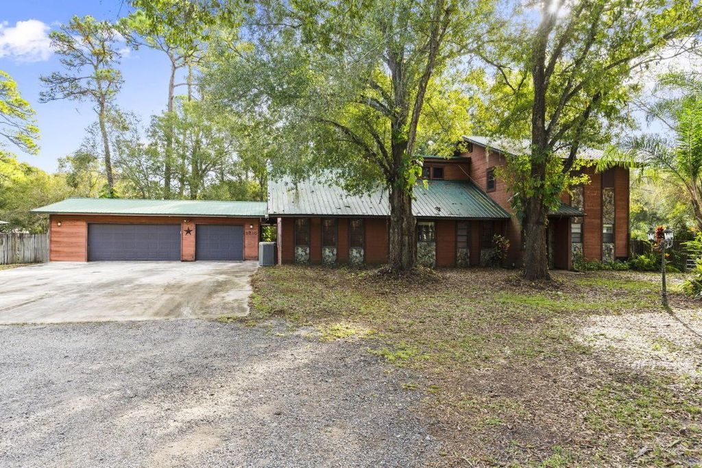 Photo of 5210 Buchanan Drive, Fort Pierce, FL 34982 (MLS # R11139650)