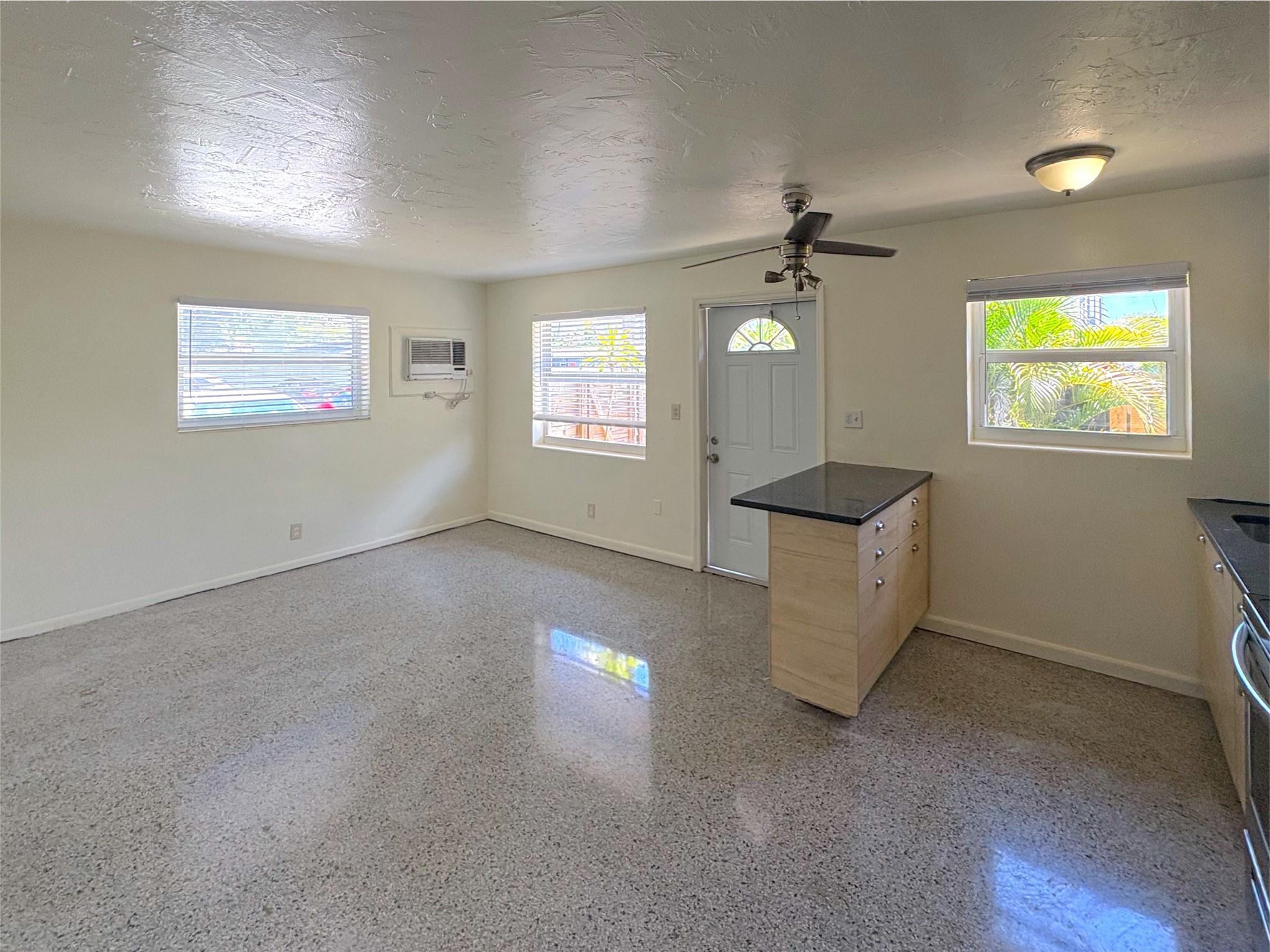 1219 NE 5th Ter 1
