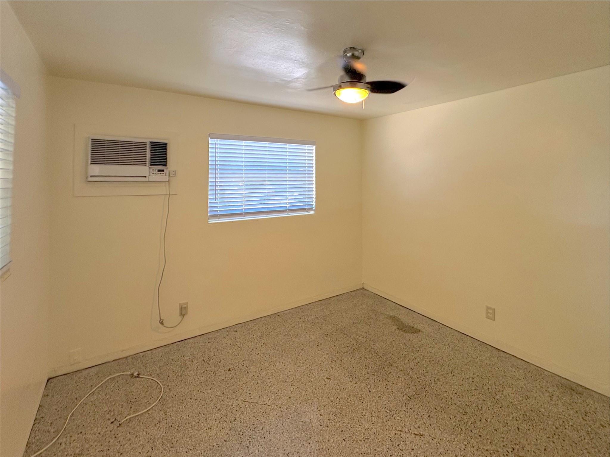 1219 NE 5th Ter 1