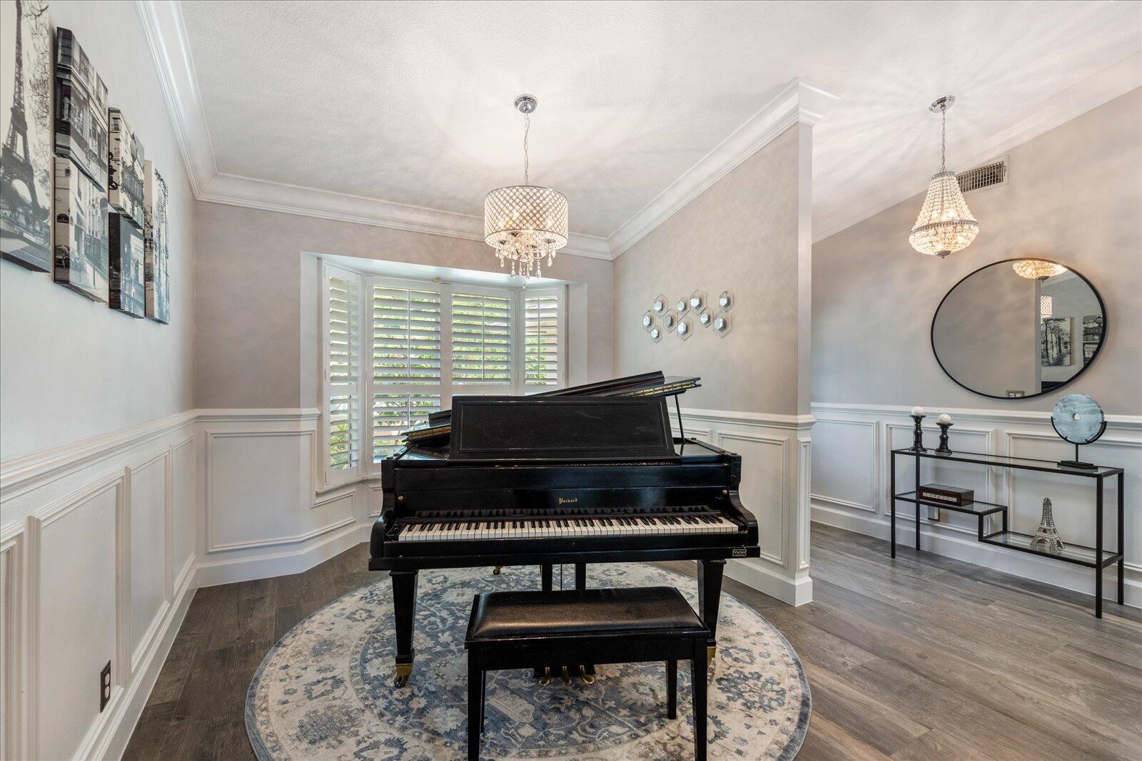 SUGAR POND MANOR OF WELLI - Residential Lease