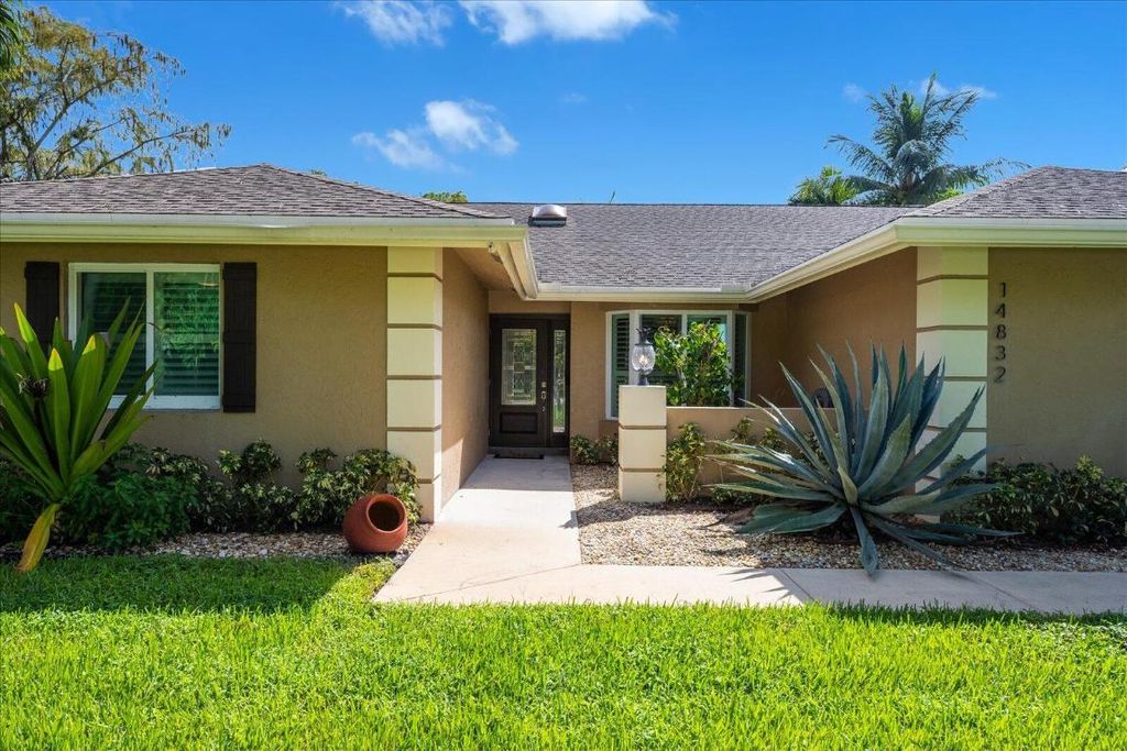 Photo of 14832 Paddock Drive, Wellington, FL 33414 (MLS # R11134133)