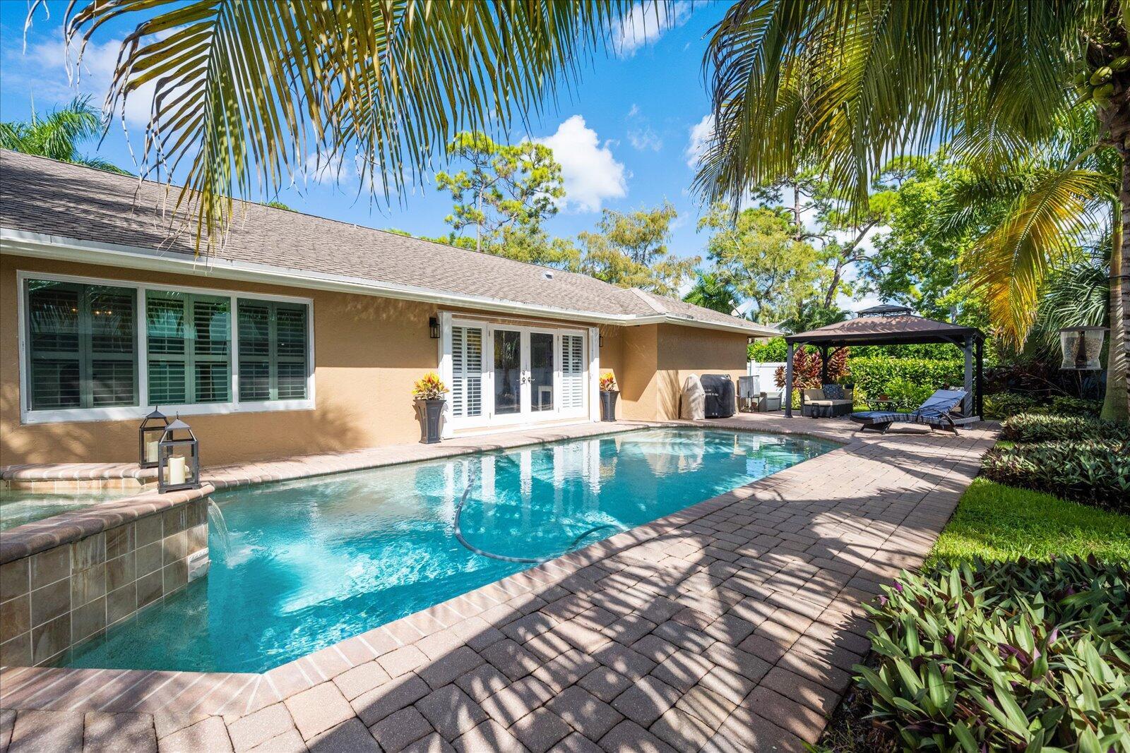 SUGAR POND MANOR OF WELLI - Residential Lease