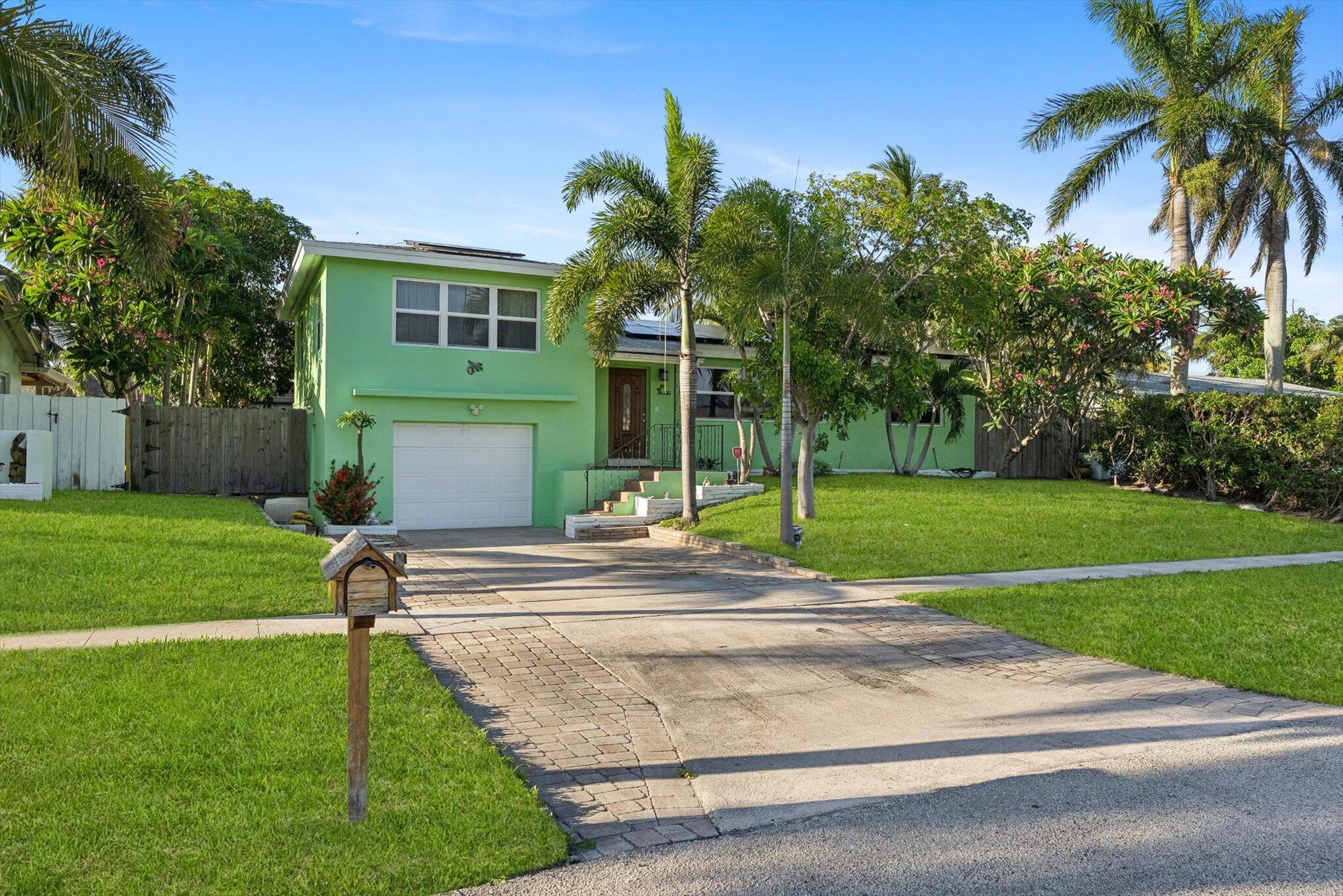 1320 Ontario Drive