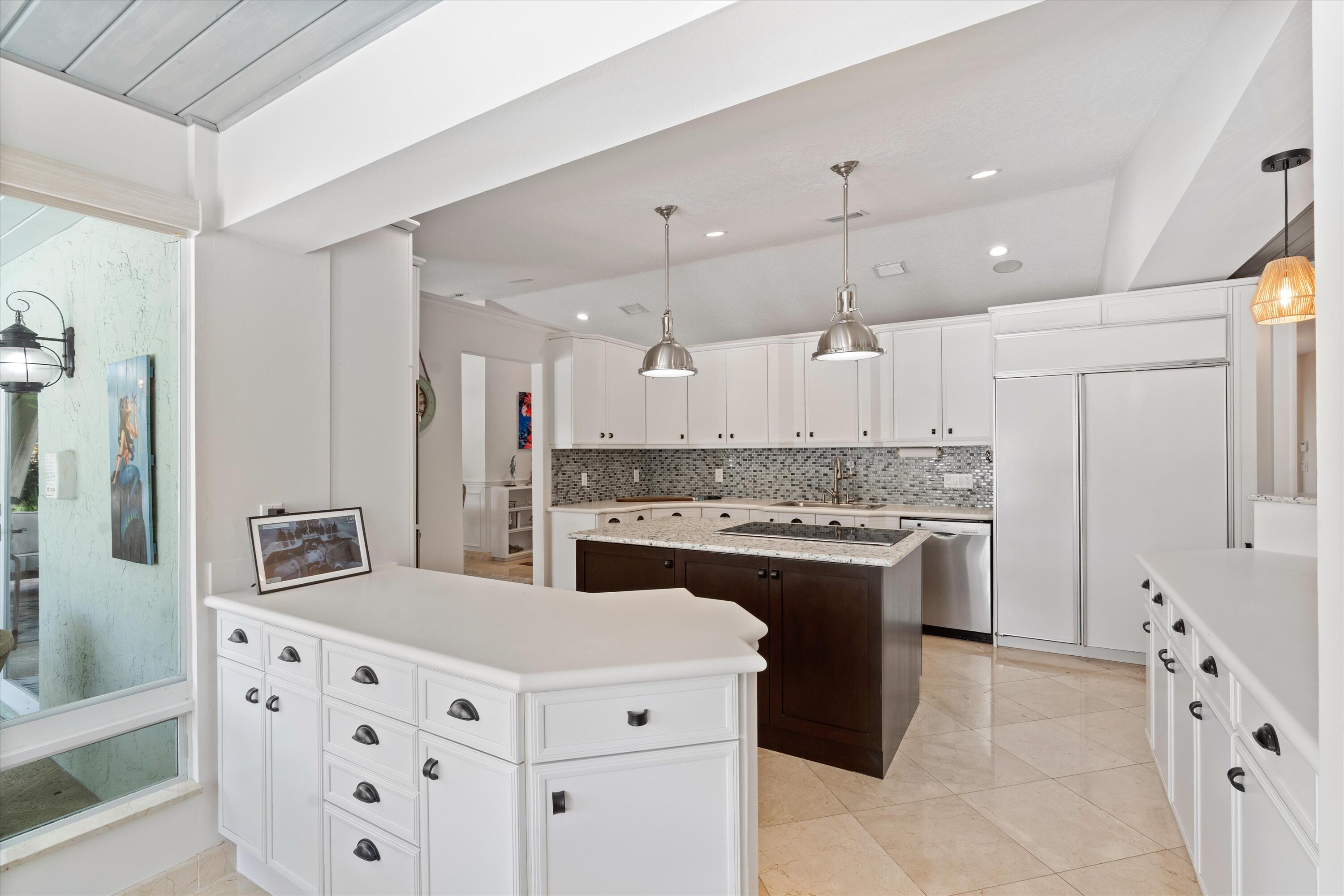 BOCA BAY COLONY - Residential