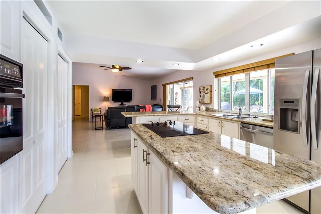 Maplewood 80-37 B - Residential