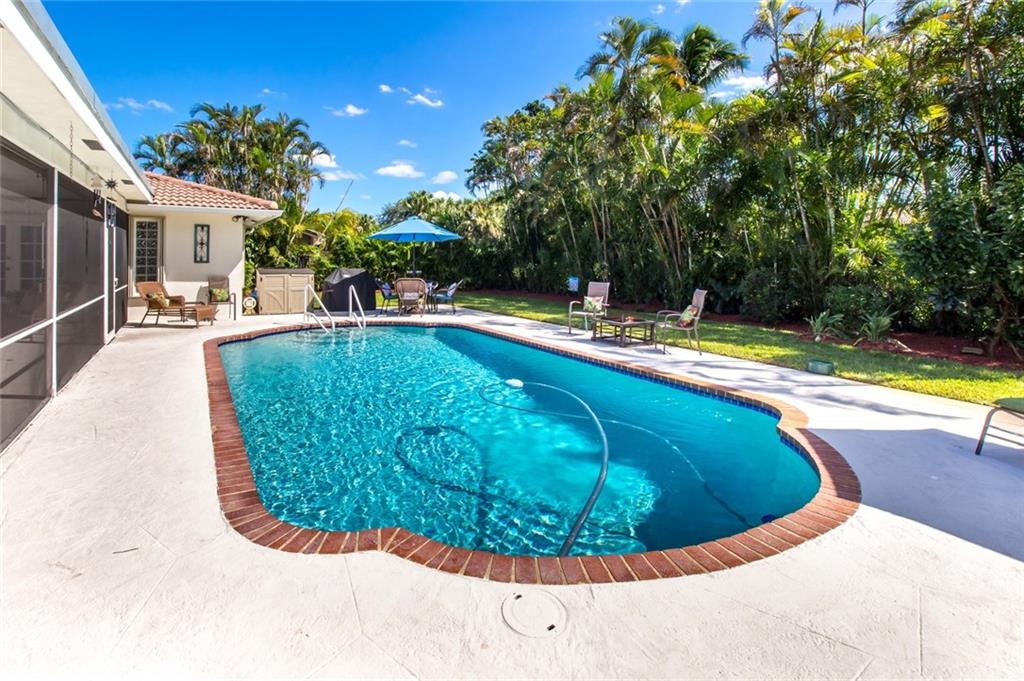 Maplewood 80-37 B - Residential