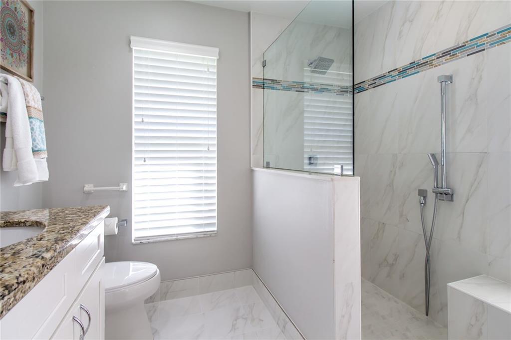 Maplewood 80-37 B - Residential