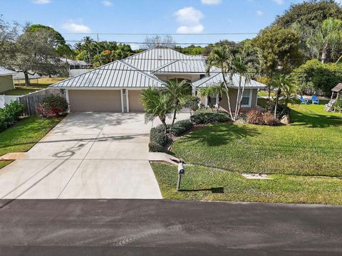Photo of 3221 SE Quay Street, Port Saint Lucie, FL 34984 (MLS # R11149780)