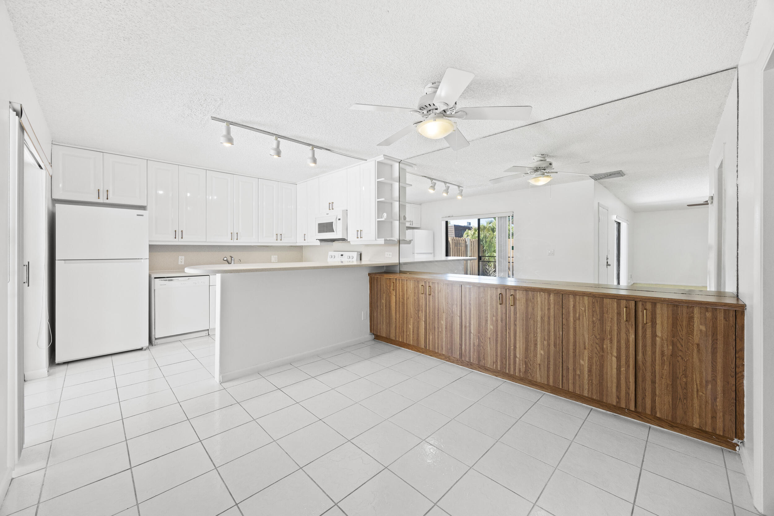 RIVER PINES - Residential
