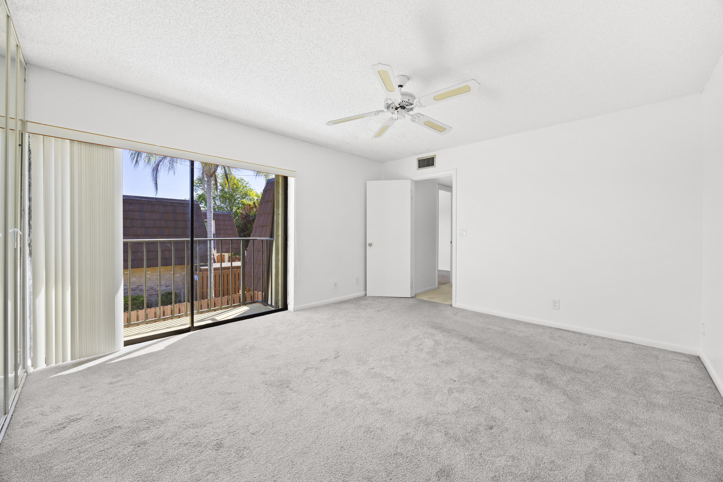 RIVER PINES - Residential