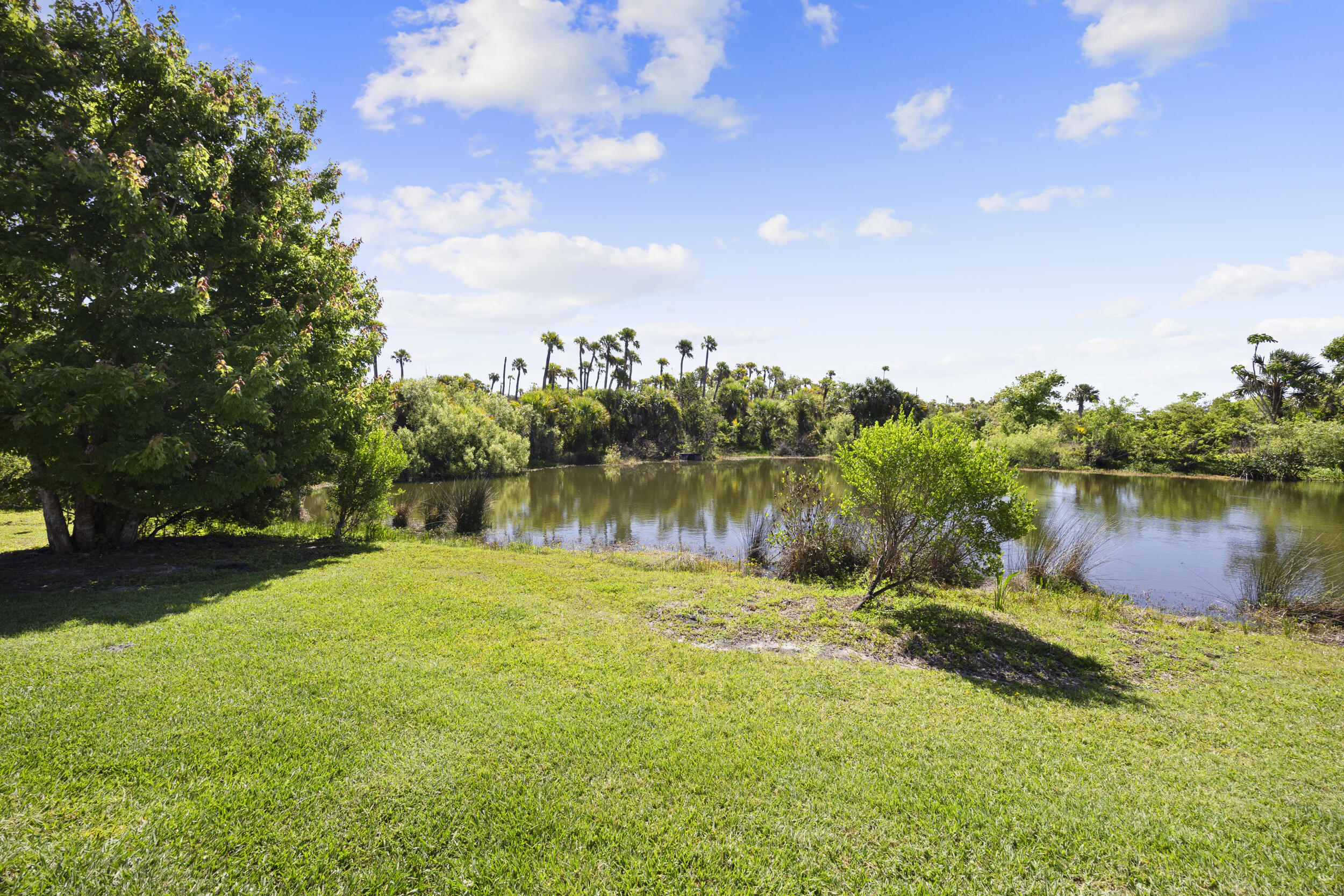 RIVER PINES - Residential
