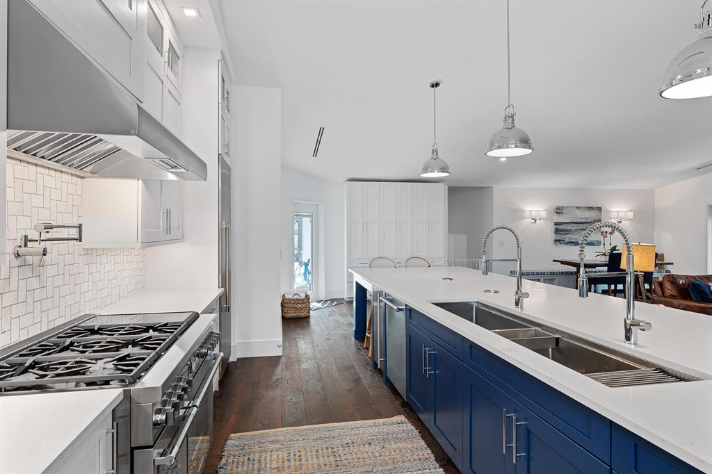 WELLINGTON AERO CLUB OF T - Residential