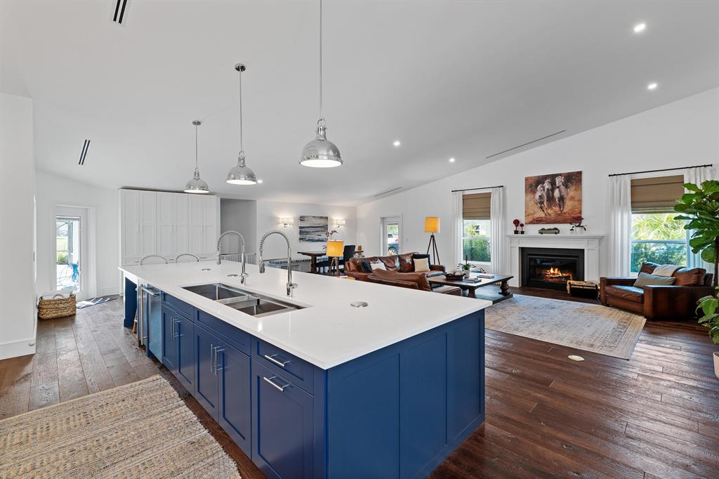 WELLINGTON AERO CLUB OF T - Residential