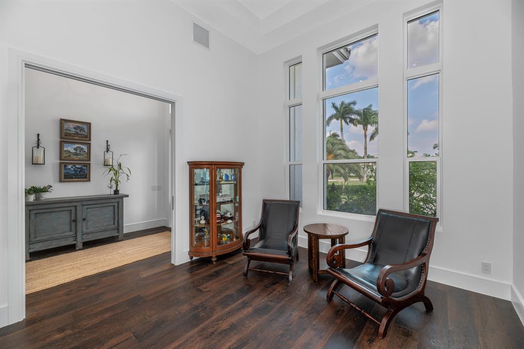 WELLINGTON AERO CLUB OF T - Residential