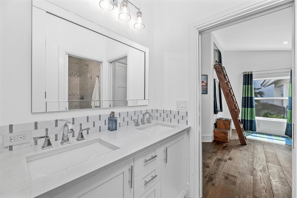 WELLINGTON AERO CLUB OF T - Residential