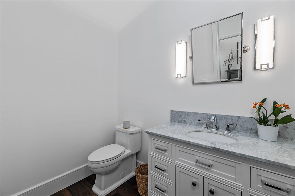 WELLINGTON AERO CLUB OF T - Residential