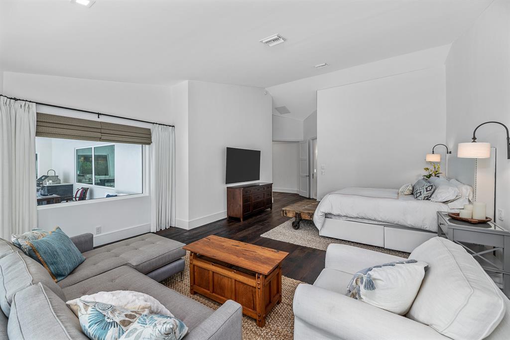 WELLINGTON AERO CLUB OF T - Residential