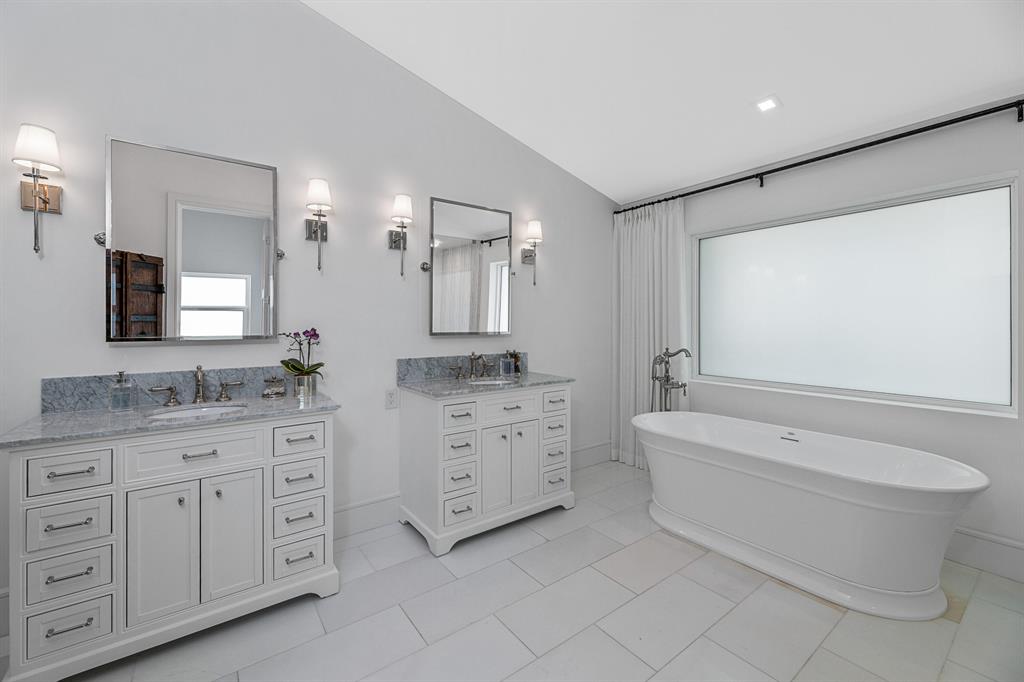 WELLINGTON AERO CLUB OF T - Residential