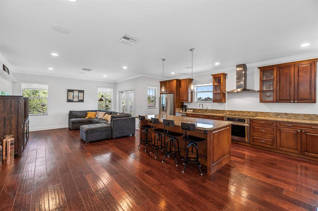 WELLINGTON AERO CLUB OF T - Residential