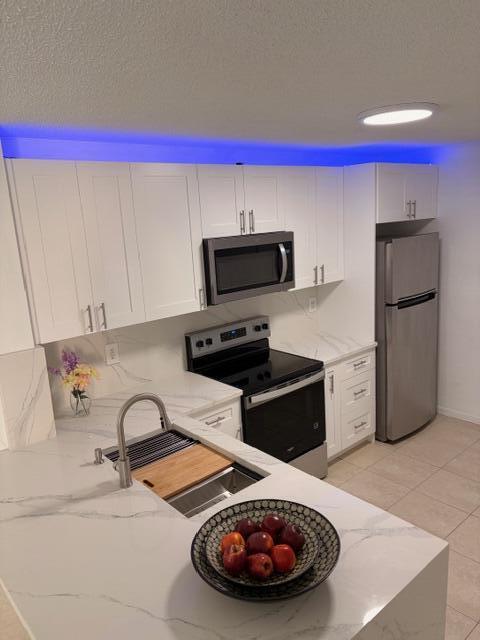 Grand Oasis Condo - Residential