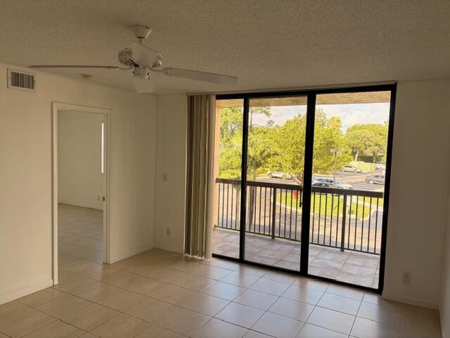 Grand Oasis Condo - Residential