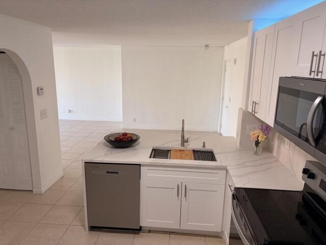 Grand Oasis Condo - Residential