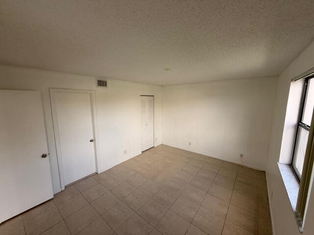 Grand Oasis Condo - Residential