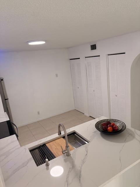 Grand Oasis Condo - Residential
