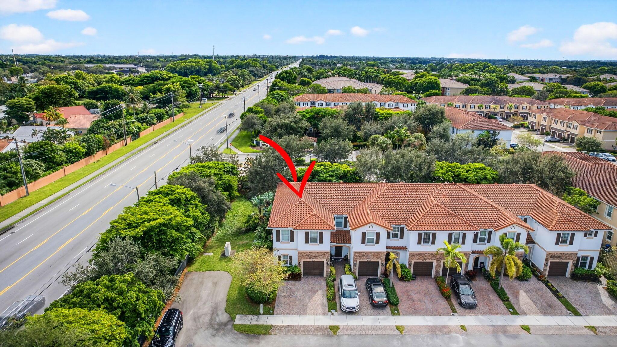 CHARLESTON COMMONS - Residential