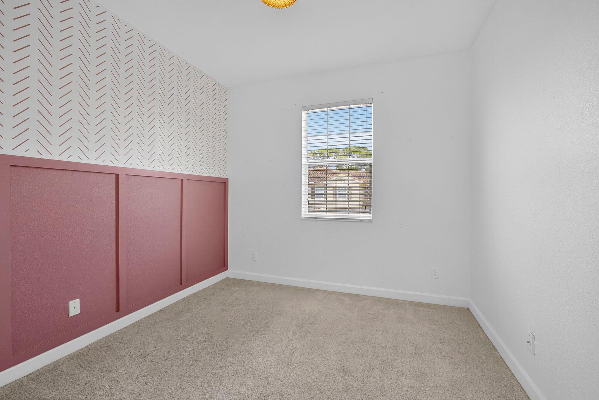 CHARLESTON COMMONS - Residential