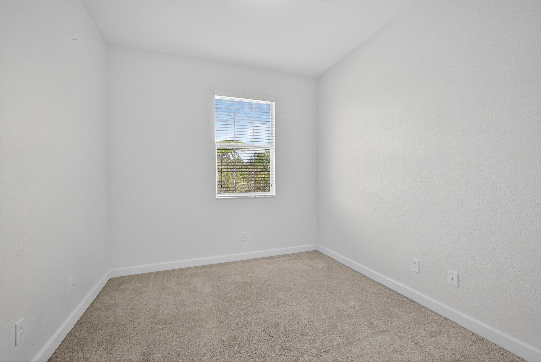 CHARLESTON COMMONS - Residential