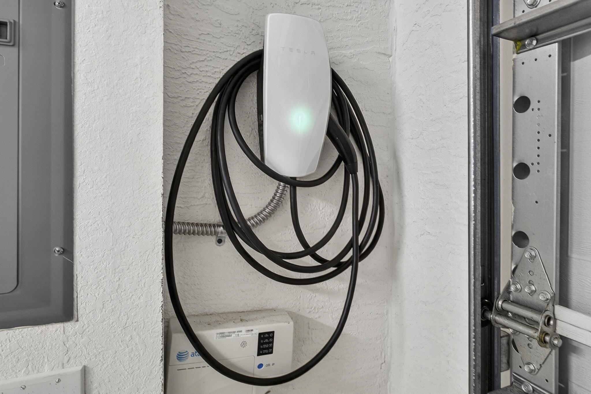 CHARLESTON COMMONS - Residential