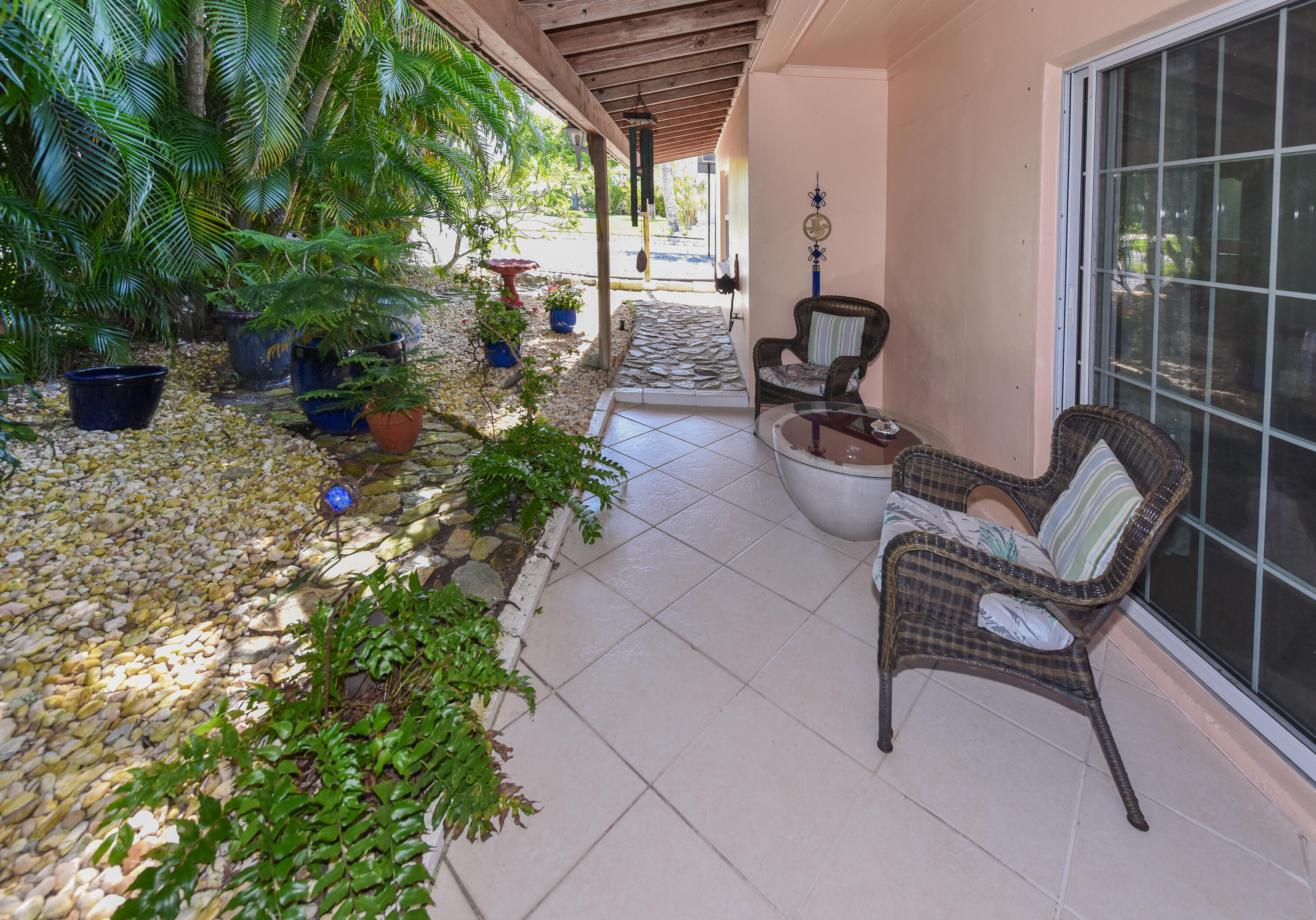 1116 NE Oceanview Circle