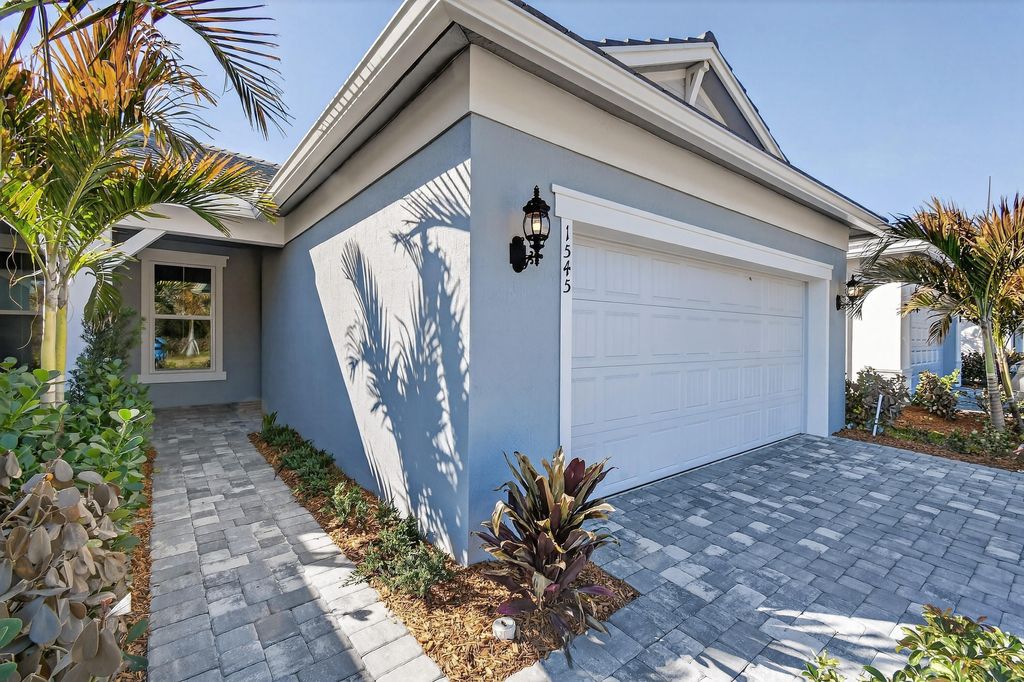 Photo of 1545 Harper Way #Villa 32, Vero Beach, FL 32960 (MLS # R11149583)