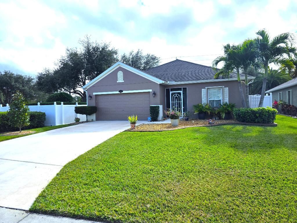 Photo of 8051 Westfield Circle, Vero Beach, FL 32966 (MLS # R11151636)