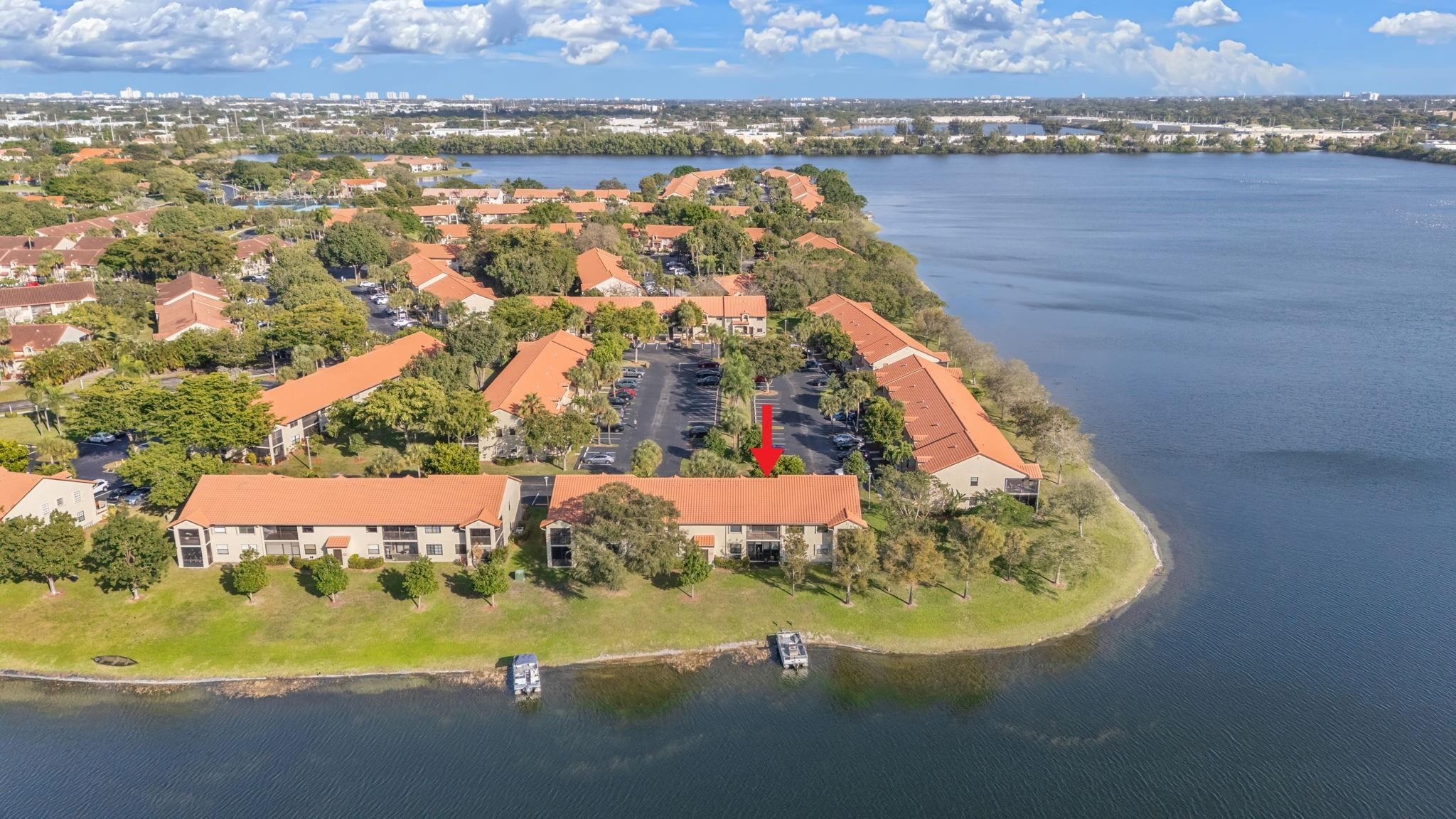 Embassy Square Condo - Residential