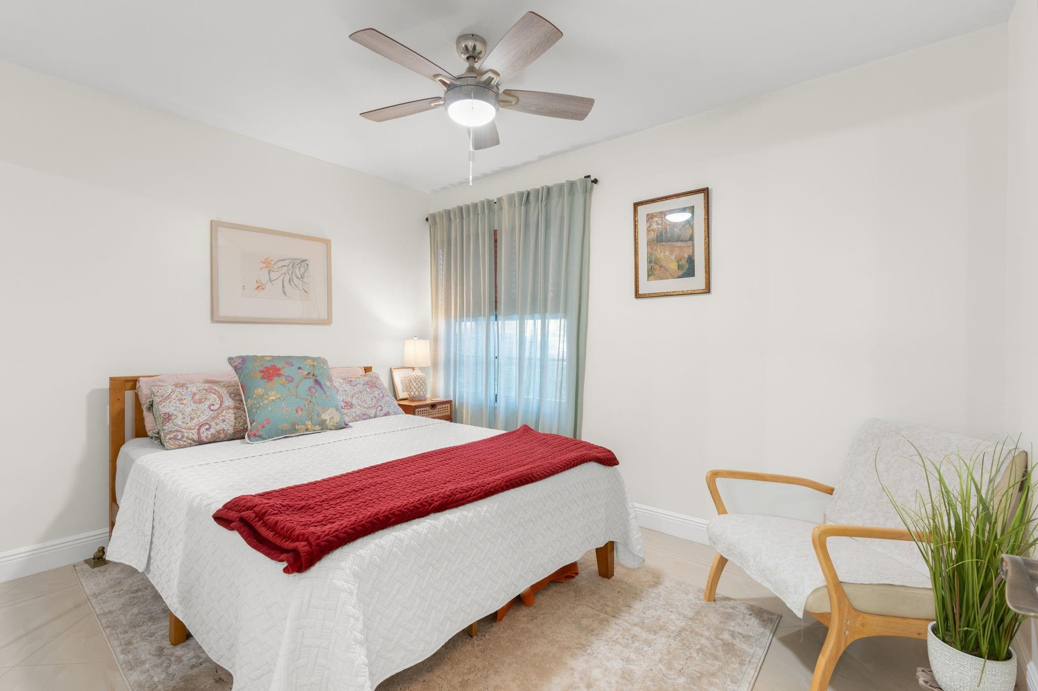 Embassy Square Condo - Residential