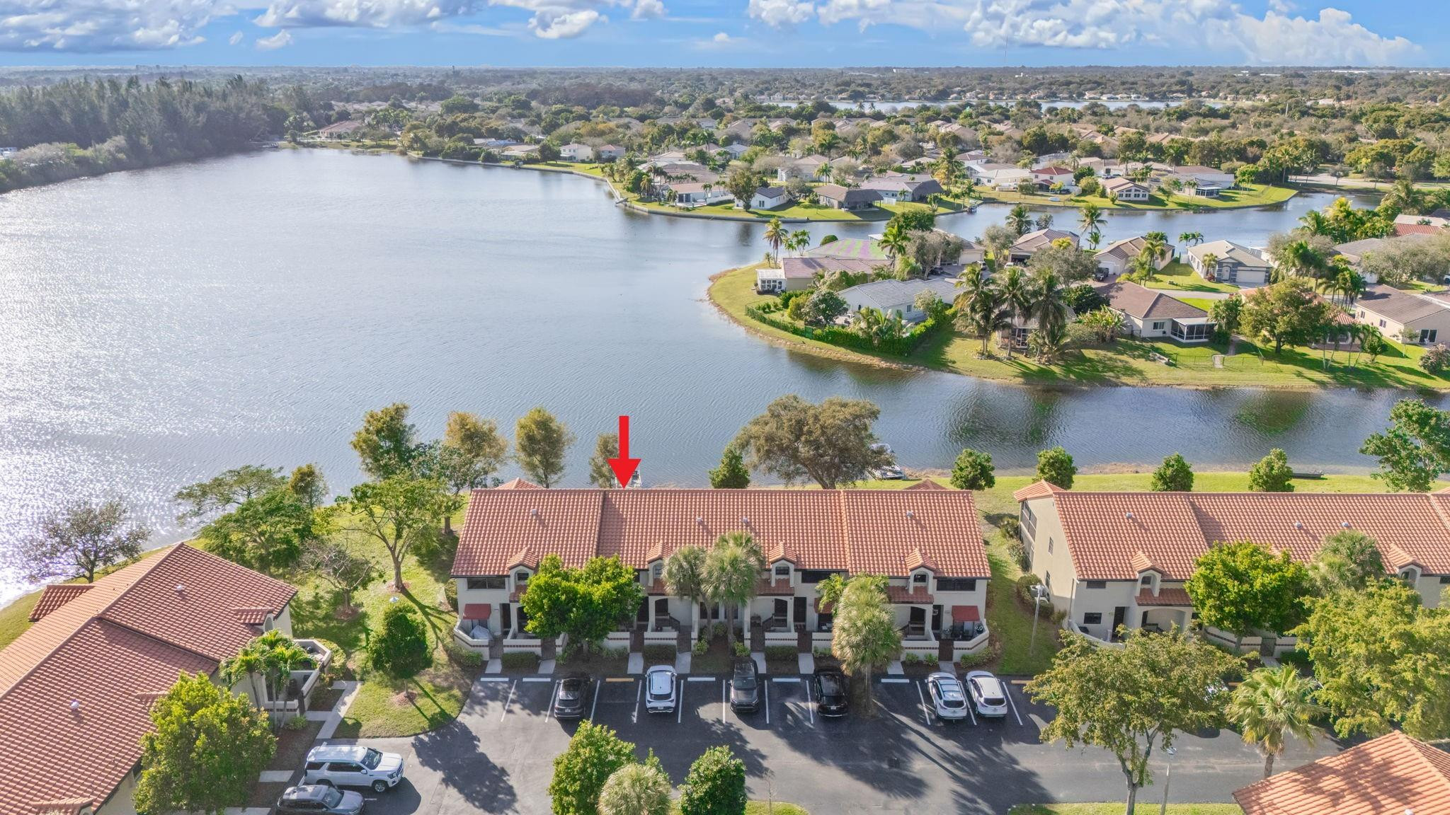 Embassy Square Condo - Residential