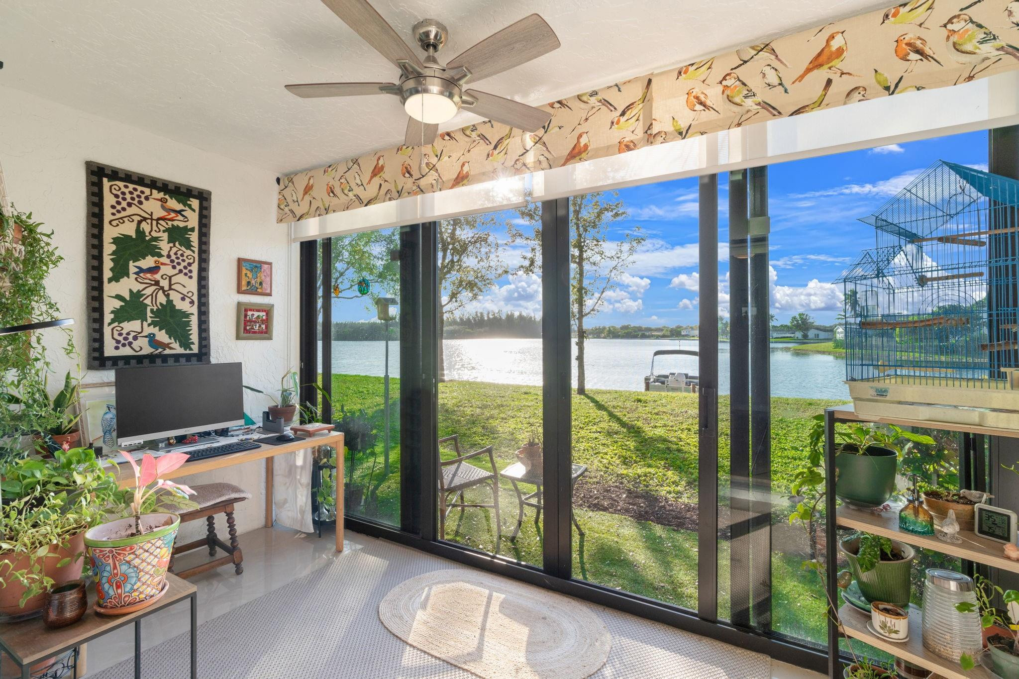 Embassy Square Condo - Residential