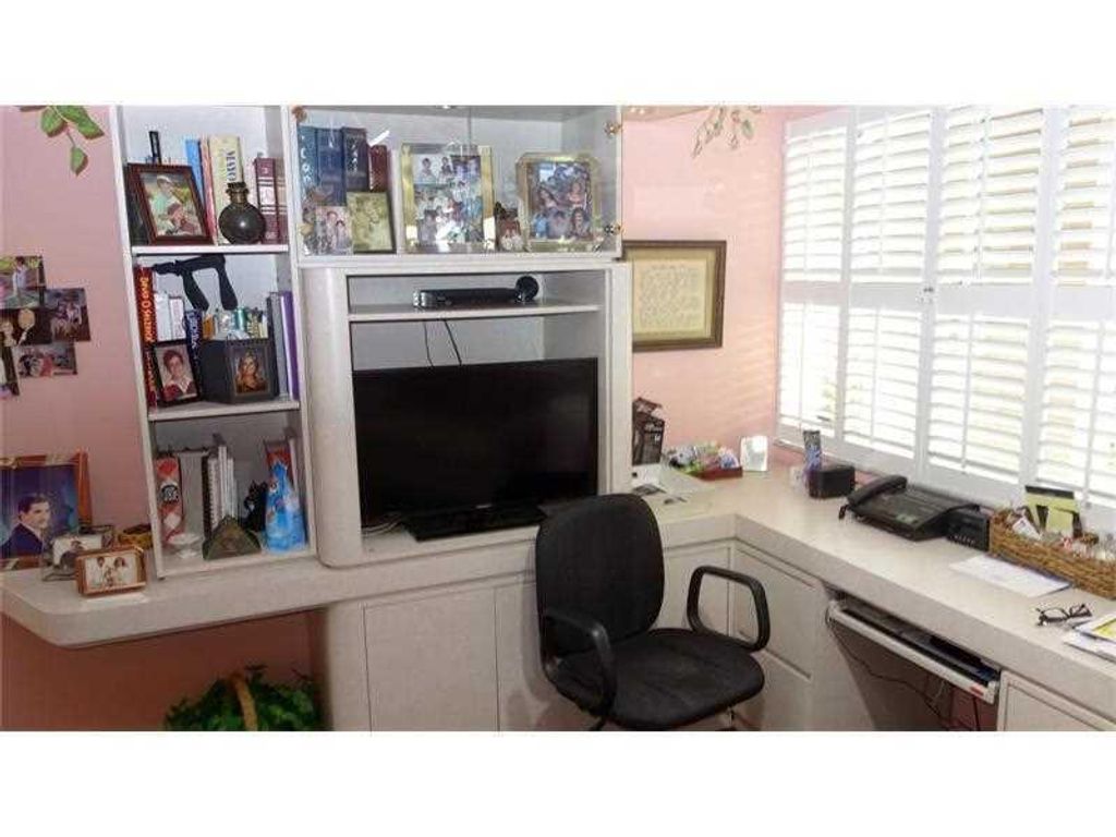 Photo of 7486 N Devon Drive #109, Tamarac, FL 33321 (MLS # B26015230)